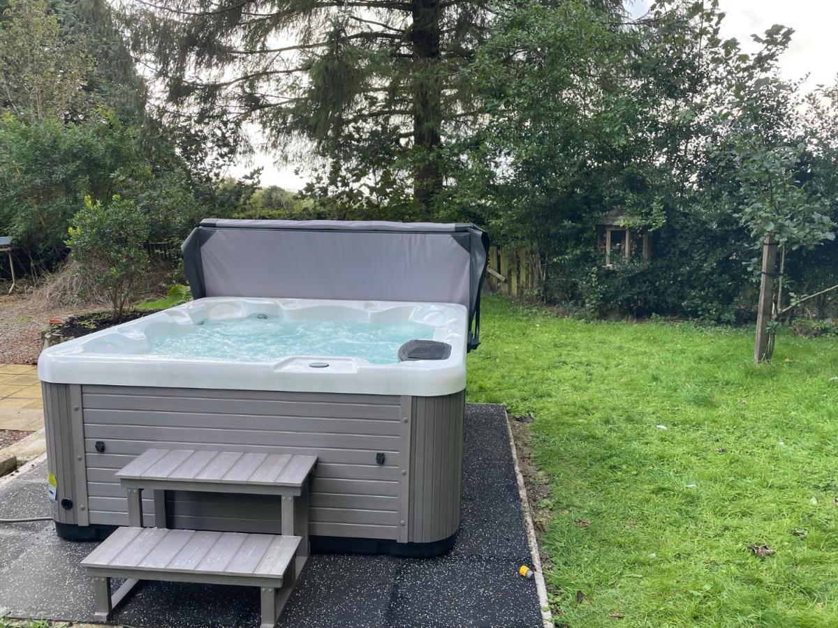Tranquil Thornhill Cottage Retreat With Hot Tub Moniaive Exteriör bild